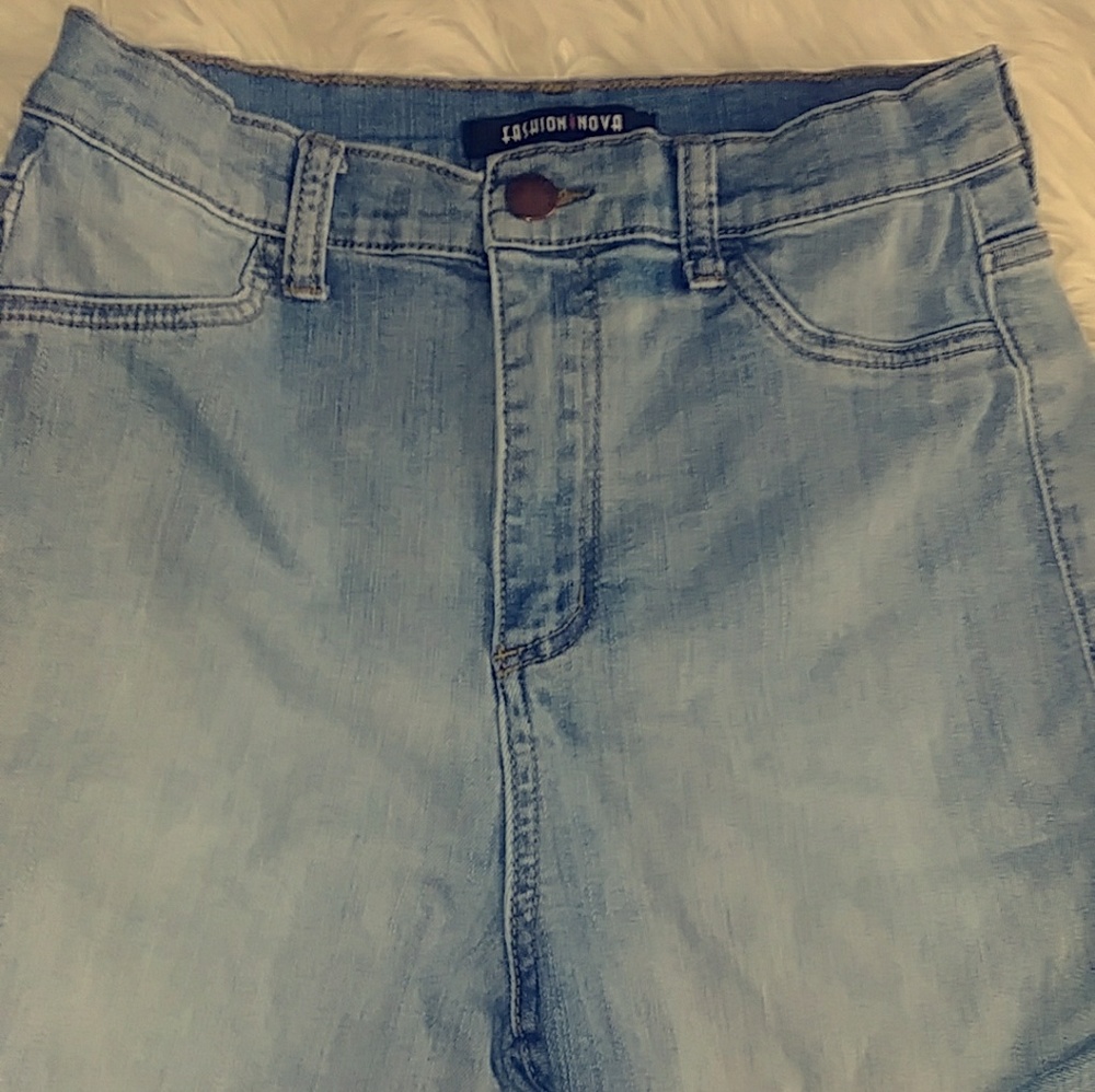 Womens/Juniors Jeans
